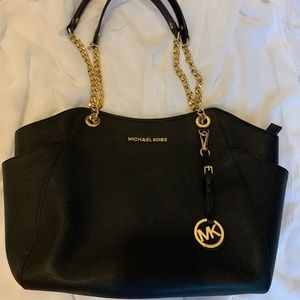 Michael kors hand bag